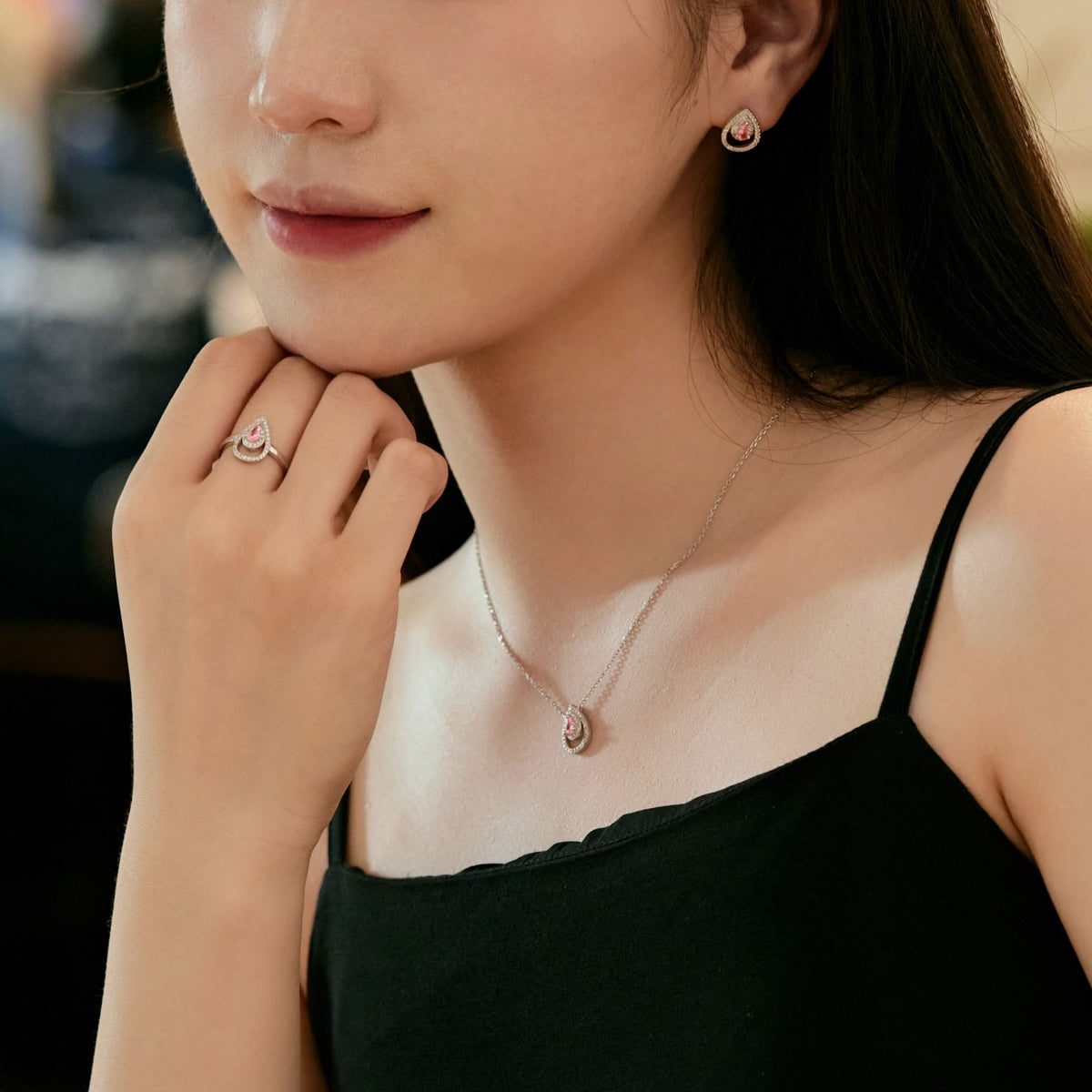 [Royal Jewelry]Sparkling Pear Cut Necklace