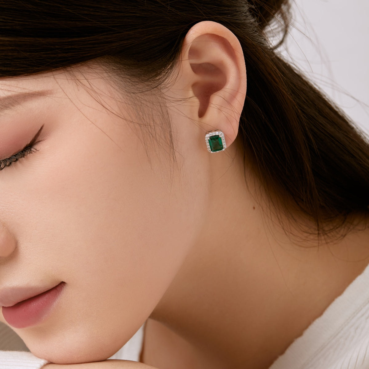 [Royal Jewelry]Luxurious Dainty Emerald Cut Banquet Earrings