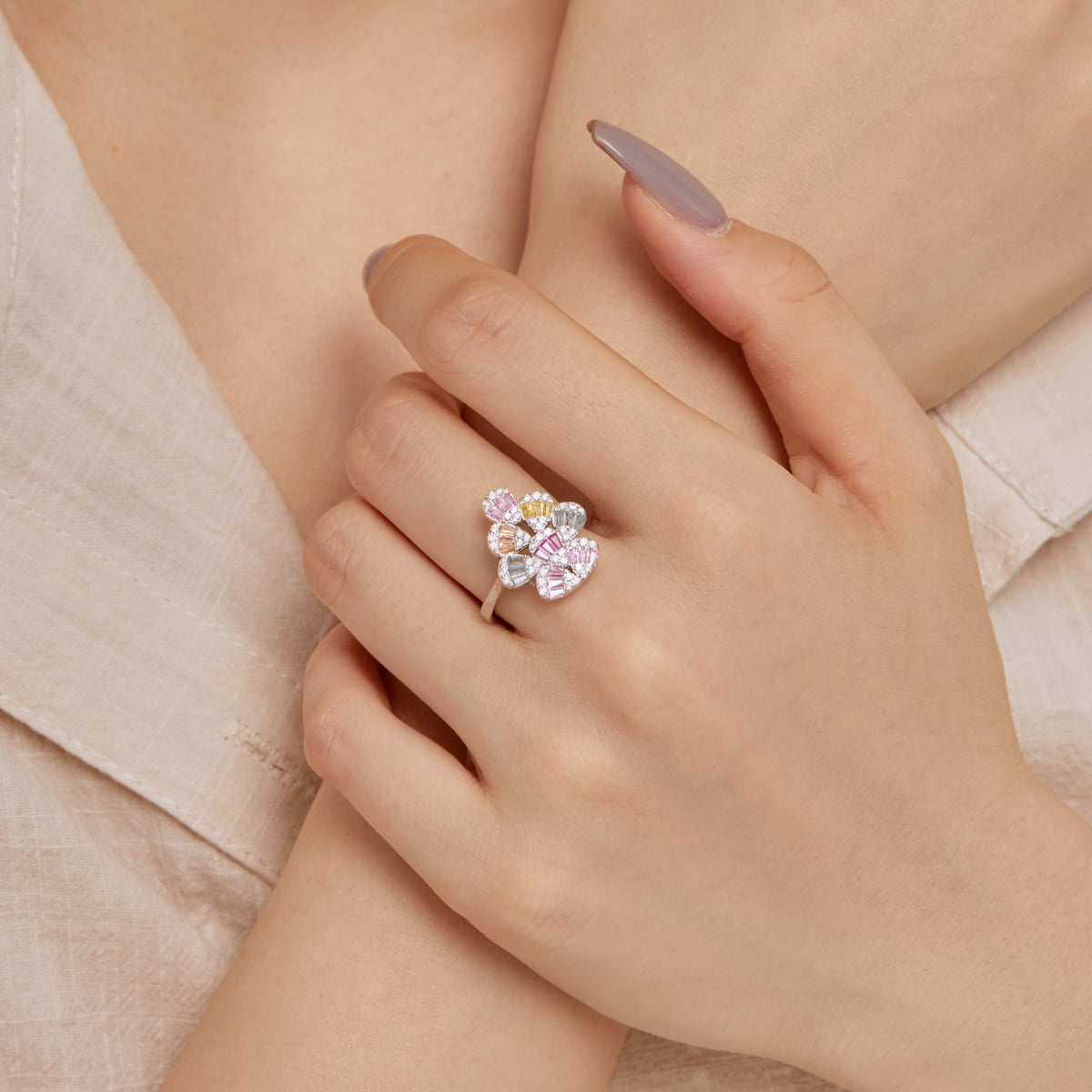 [Royal Jewelry]Sparkling Colorful Water Drop Shape Daily Ring