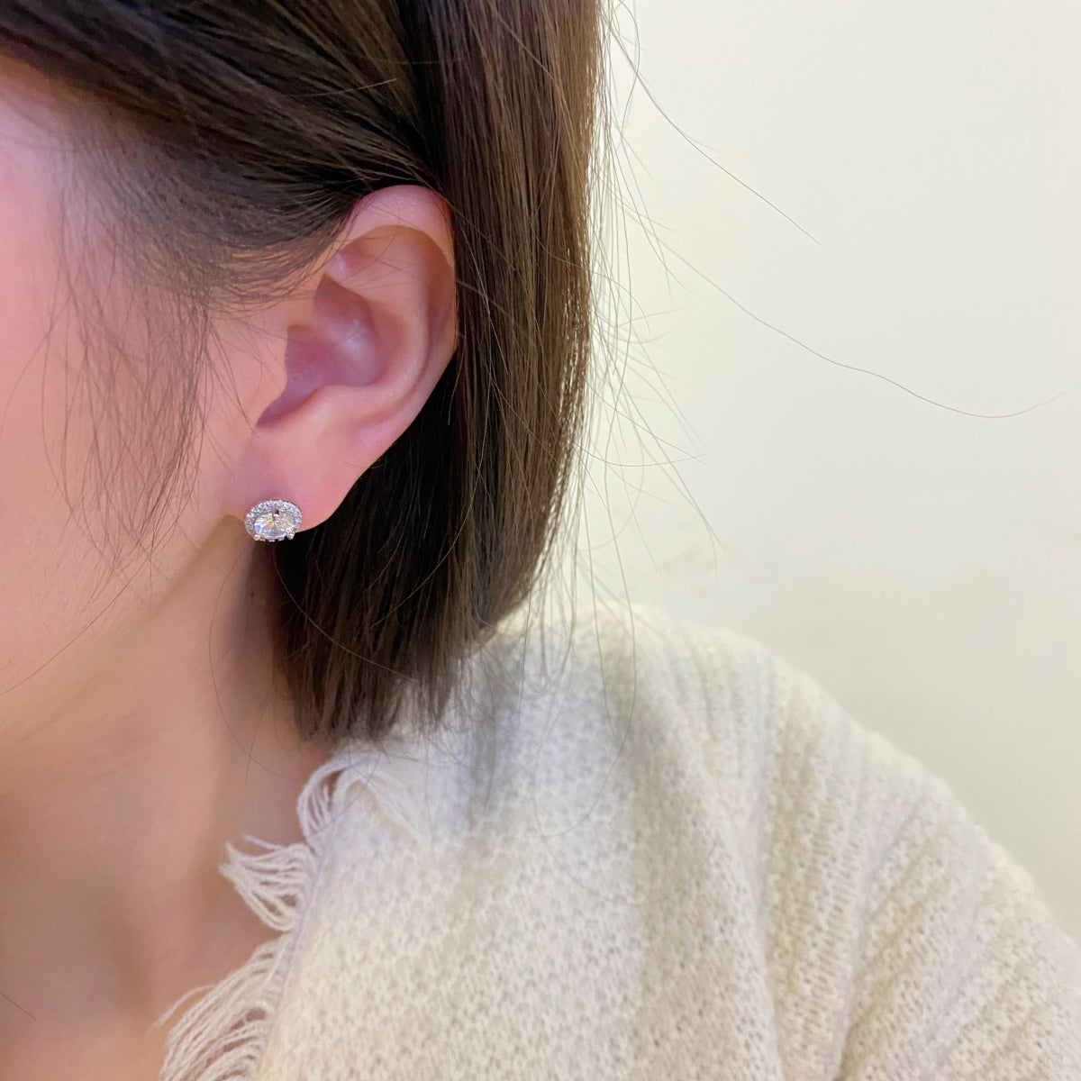 [Royal Jewelry]Classic Princess Round Shape Earrings