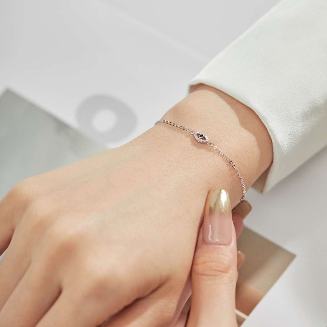 [Royal Jewelry]Evil Eye Shape Necklace