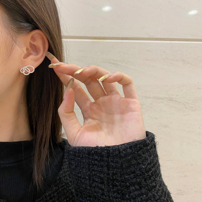 [Royal Jewelry]Exquisite Butterfly Shape Earrings