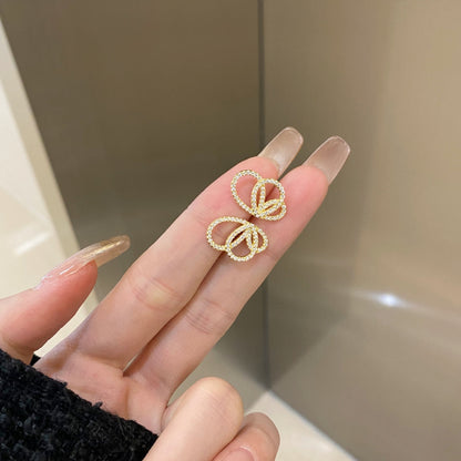 [Royal Jewelry]Exquisite Butterfly Shape Earrings