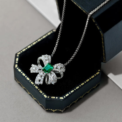 [Royal Jewelry]Luxurious Flower Shape Emerald Cut Necklace