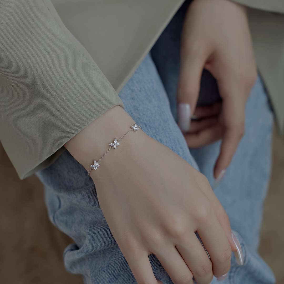 [Royal Jewelry]Radiant Butterfly Shape Necklace