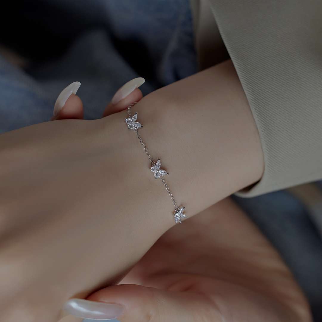 [Royal Jewelry]Radiant Butterfly Shape Necklace