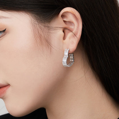 [Royal Jewelry]Radiant Heart Cutout Earrings