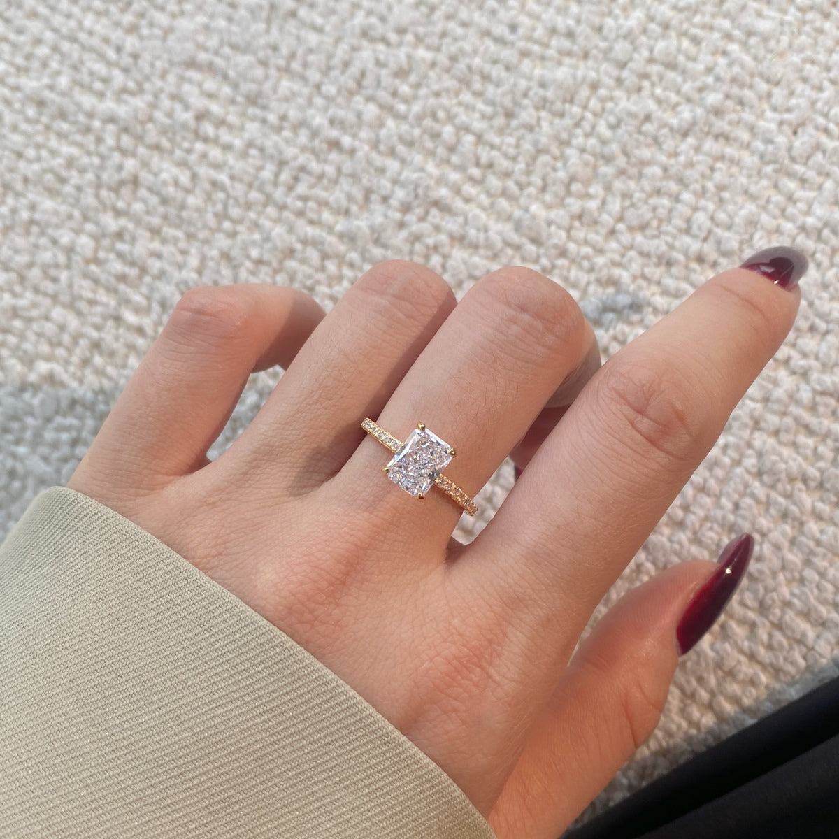 [Royal Jewelry]2.0 Carat Dazzling Sparkling Radiant Cut Party Ring