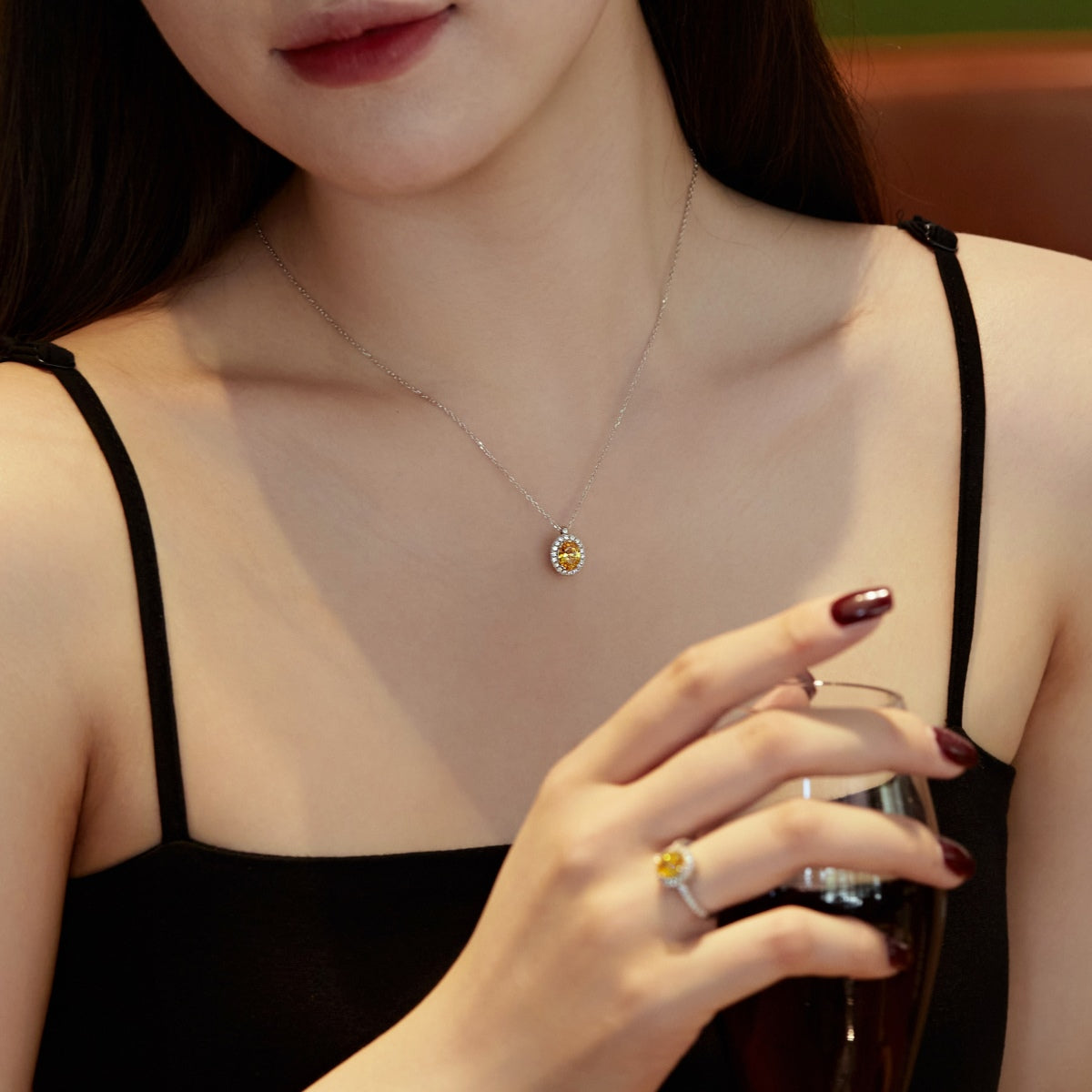[Royal Jewelry]Delicate Unique Oval Cut Daily Earrings