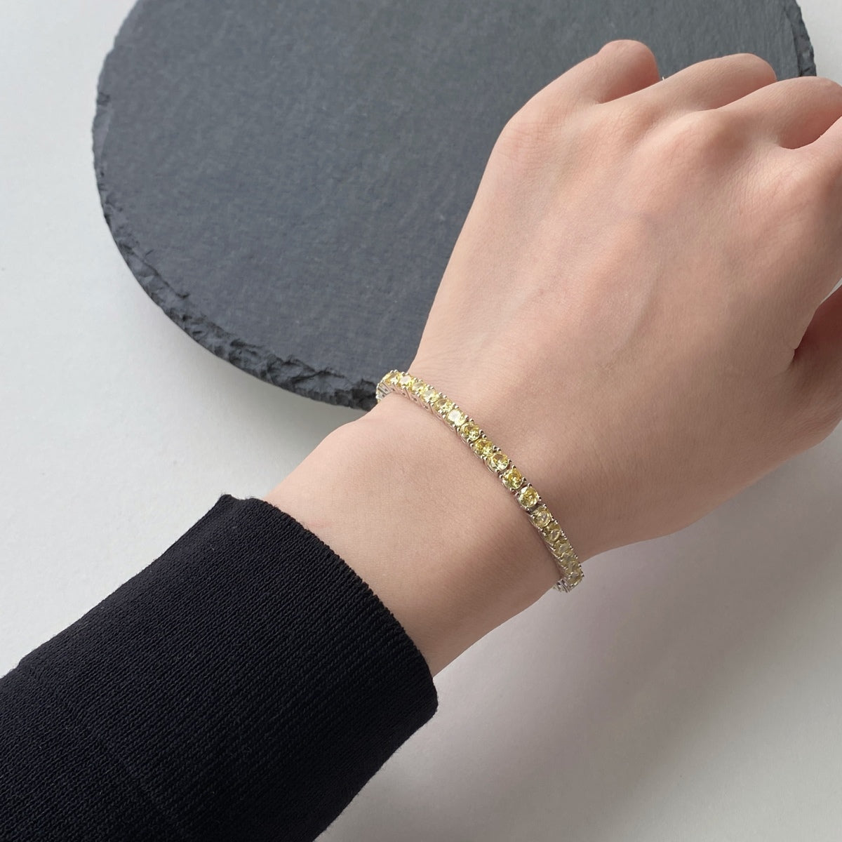 [Royal Jewelry]Ornate Dazzling Round Cut Tennis Bracelet
