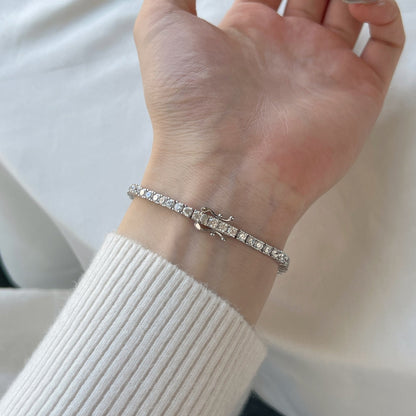 [Royal Jewelry]Dainty Charming Round Cut Tennis Bracelet