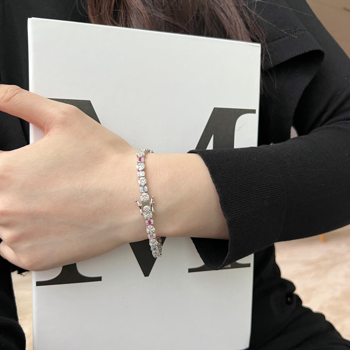 [Royal Jewelry]Dazzling Radiant Multi Cut Daily Bracelet