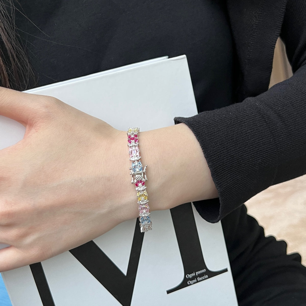 [Royal Jewelry]Delicate Colorful Multi Cut Party Bracelet