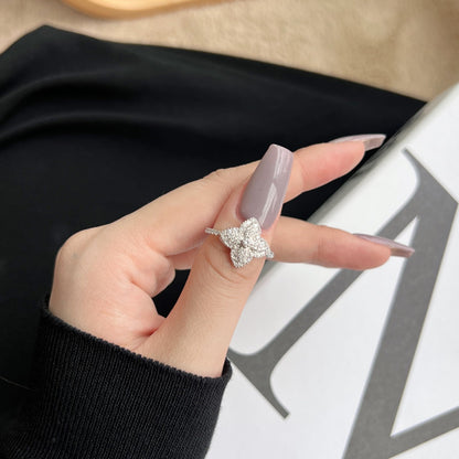 [Royal Jewelry]Luxurious Colorful Flower Shape Banquet Ring