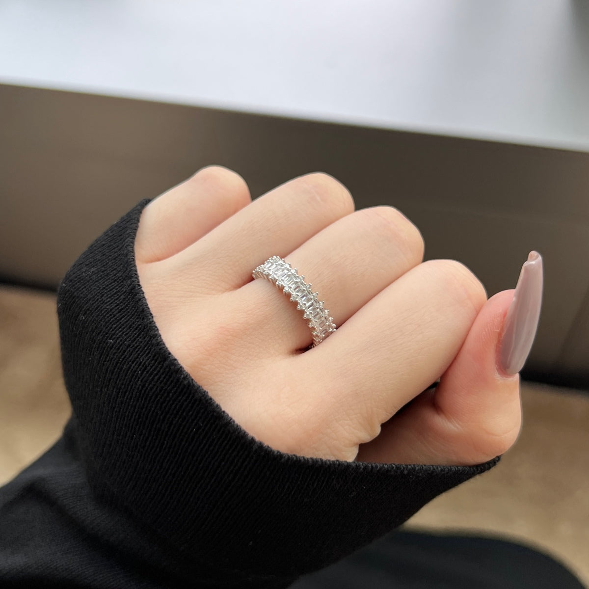 [Royal Jewelry]Splashy Ornate Emerald Cut Cocktail Ring