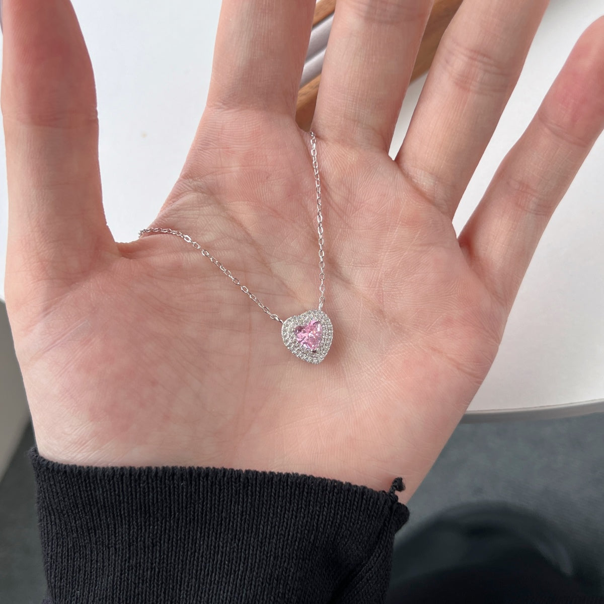 [Royal Jewelry]Exquisite Heart Shape Necklace