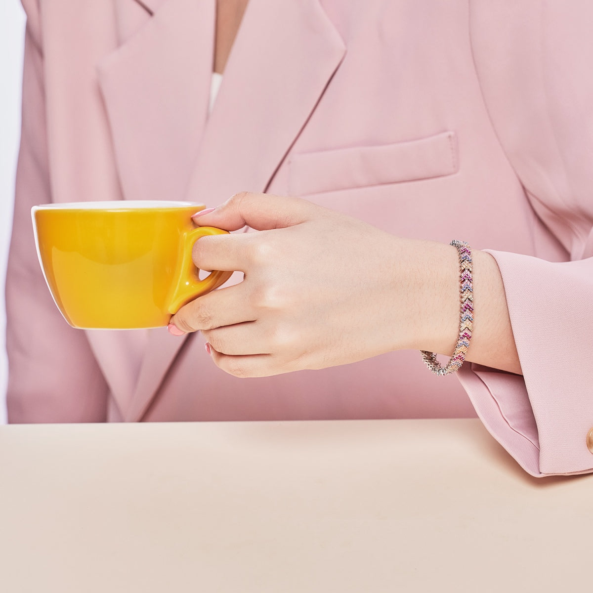 [Royal Jewelry]Ornate Sparkling Round Cut Party Bracelet