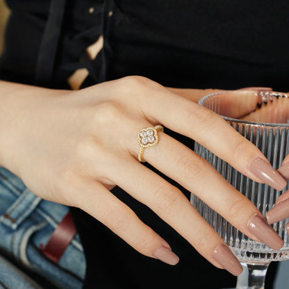 [Royal Jewelry]Four Leaf Clover Flower Design Ring