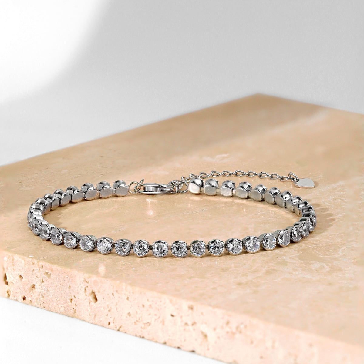 [Royal Jewelry]Dazzling Sparkling Round Cut Daily Bracelet