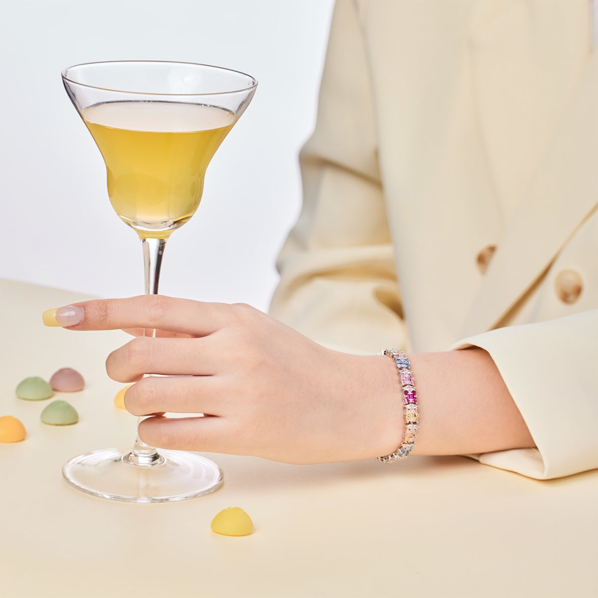 [Royal Jewelry]Delicate Colorful Multi Cut Party Bracelet