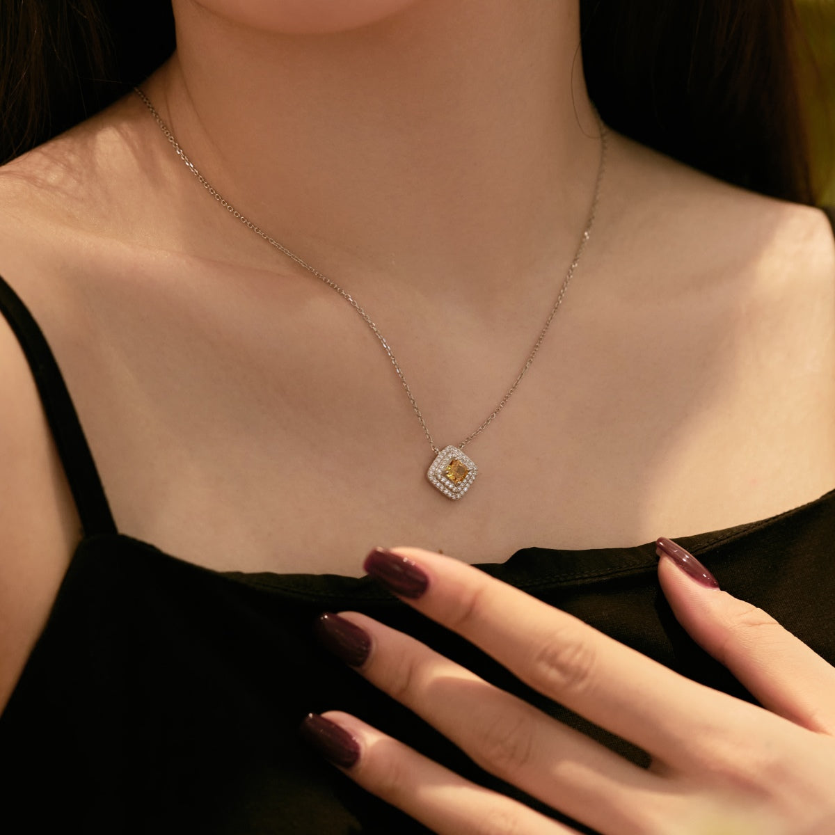 [Royal Jewelry]Sparkling Asscher Cut Necklace