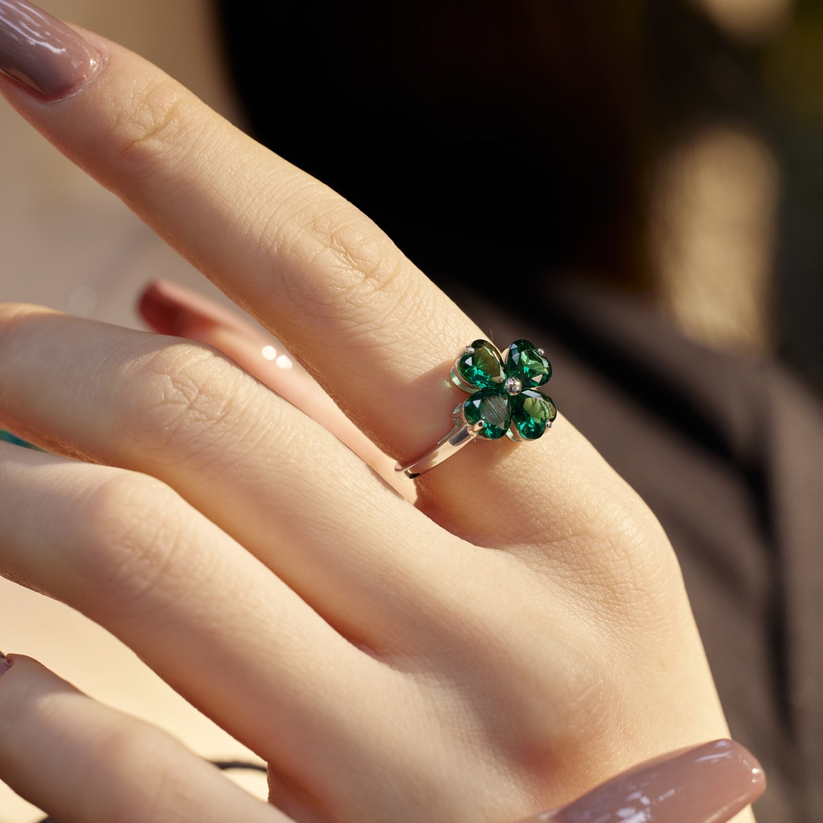 [Royal Jewelry]Heart-shaped Four-Leaf Clover Ball Ring