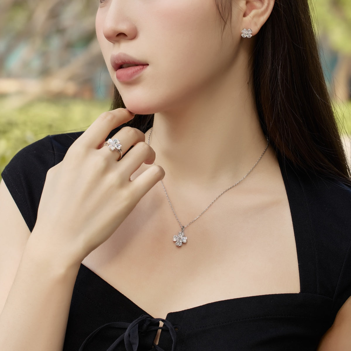 [Royal Jewelry]Four-Leaf Clover Ball Earrings