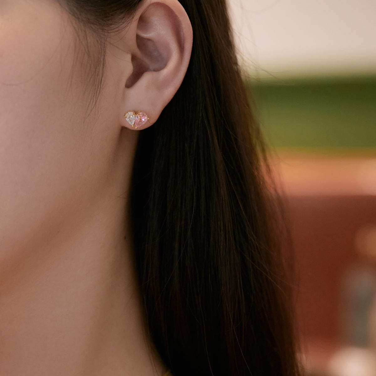 [Royal Jewelry]Dazzling Elegant Heart Cut Lover Earrings