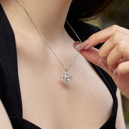 [Royal Jewelry]Four-Leaf Clover And Eight-Pointed Star Necklace
