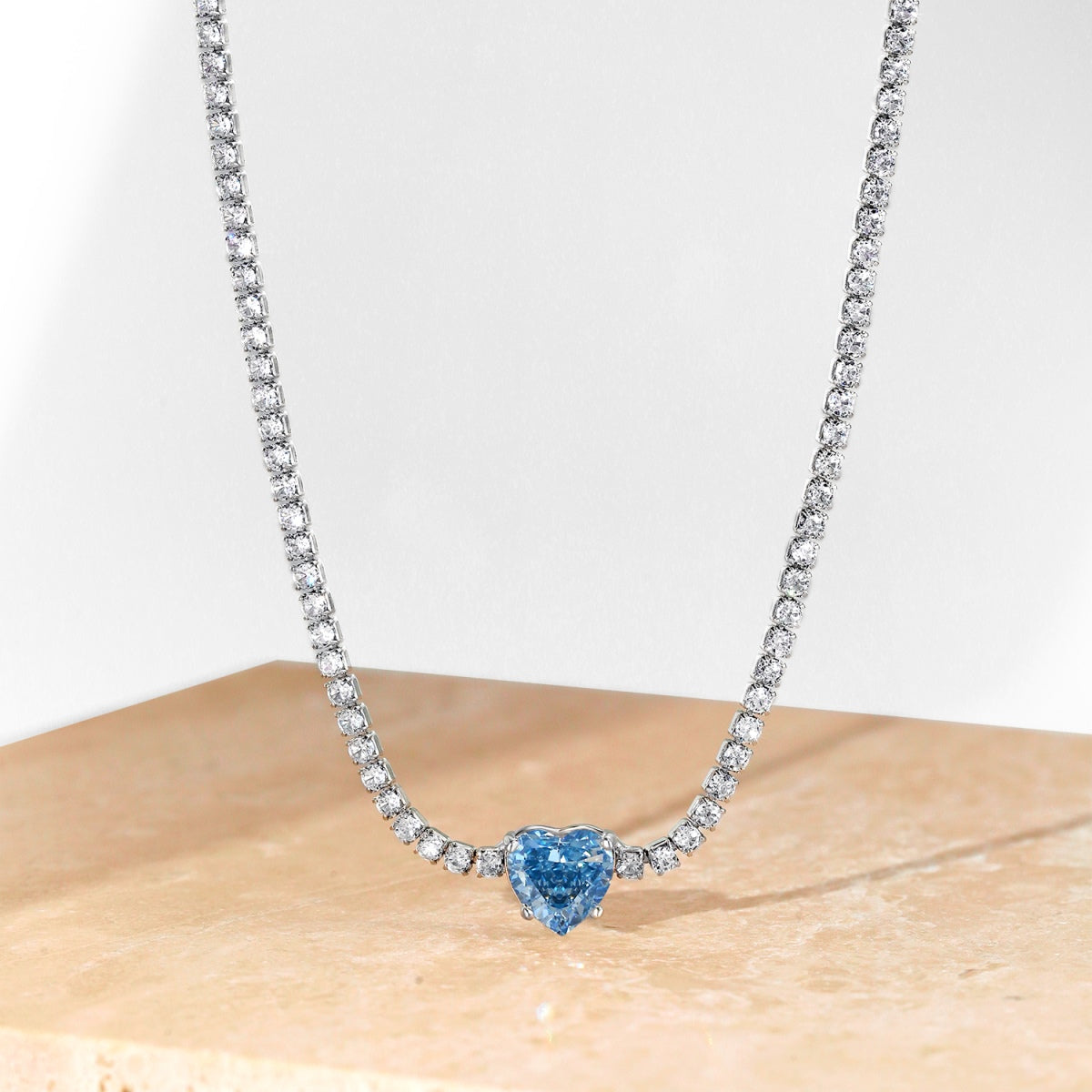 [Royal Jewelry]2.0 Carat Sparkling Tennis Heart Cut Necklace