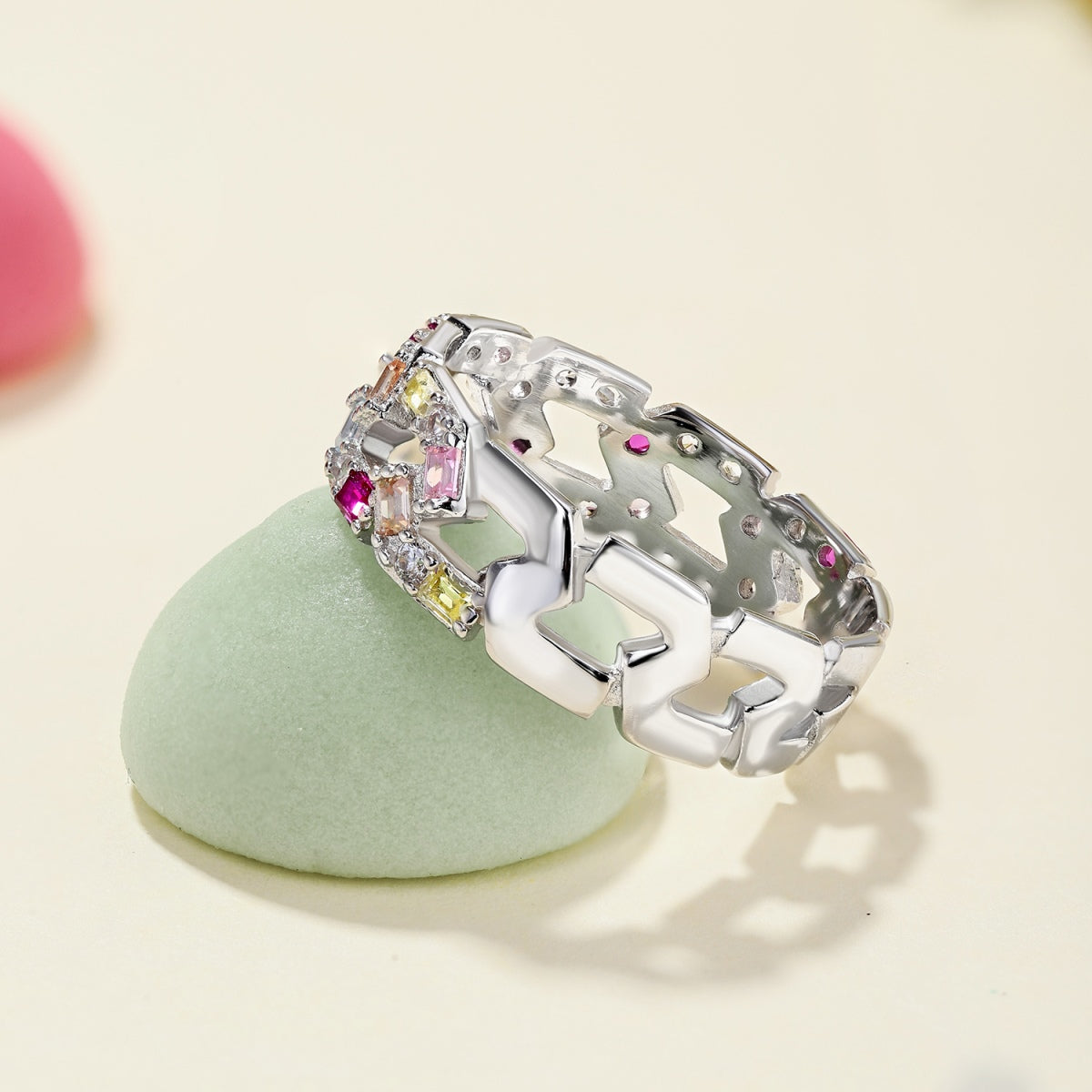 [Royal Jewelry]Sparkling Vibrant Emerald Cut Daily Ring