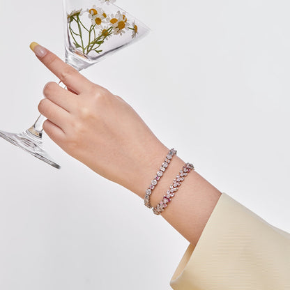 [Royal Jewelry]Dainty Exquisite Flower Shape Daily Bracelet