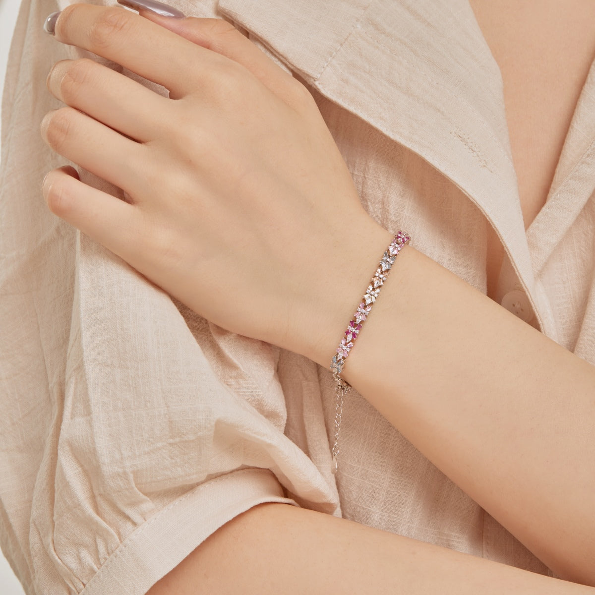 [Royal Jewelry]Unique Colorful Butterfly Shape Party Bracelet