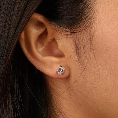 [Royal Jewelry]Stylish Shiny Rectangular Center Stone Stud Earrings