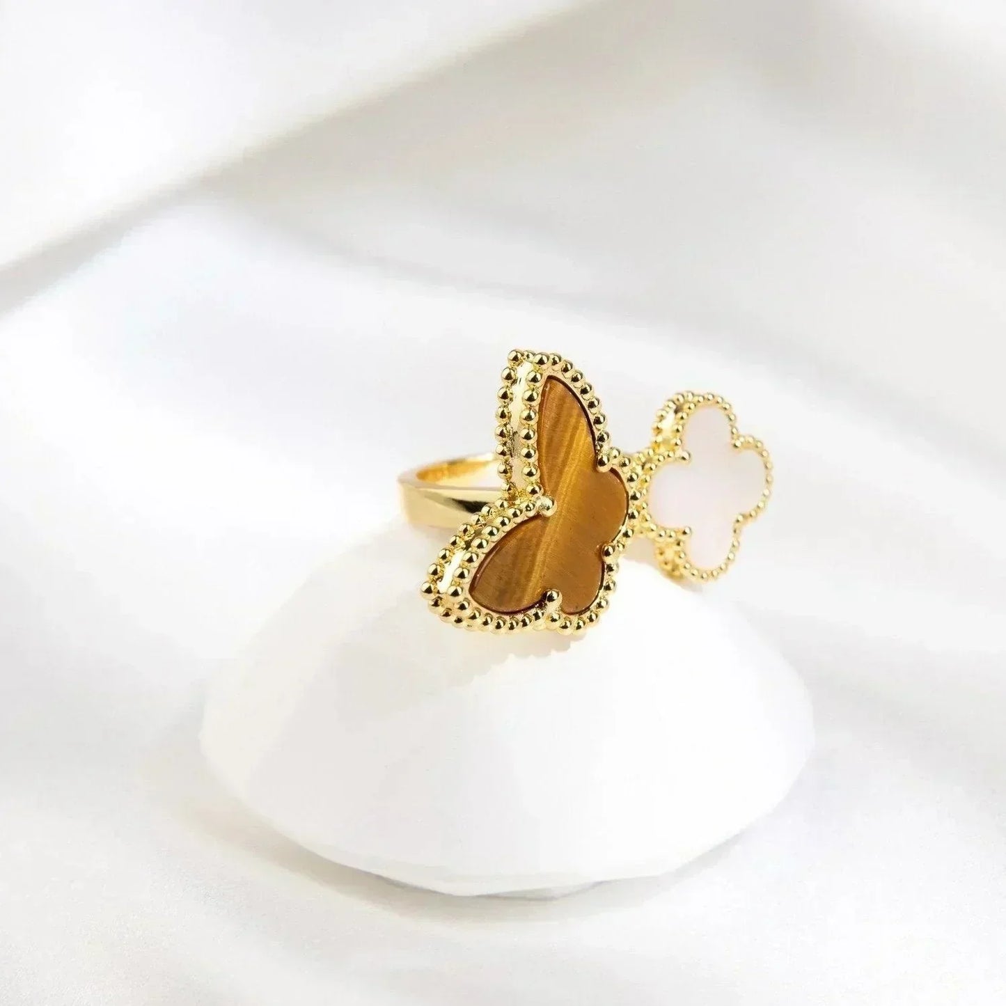 [Royal Jewelry]LUCKY BETWEEN THE FINGER RING
