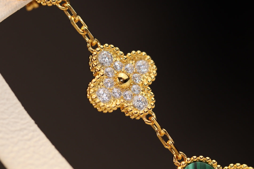 [Royal Jewelry]CLOVER EARRINGS GOLD MALACHITE DIAMOND 3 MOTIF