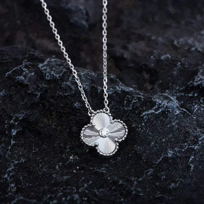 [Royal Jewelry]CLOVER  15MM DIAMOND LASER NECKLACE SILVER