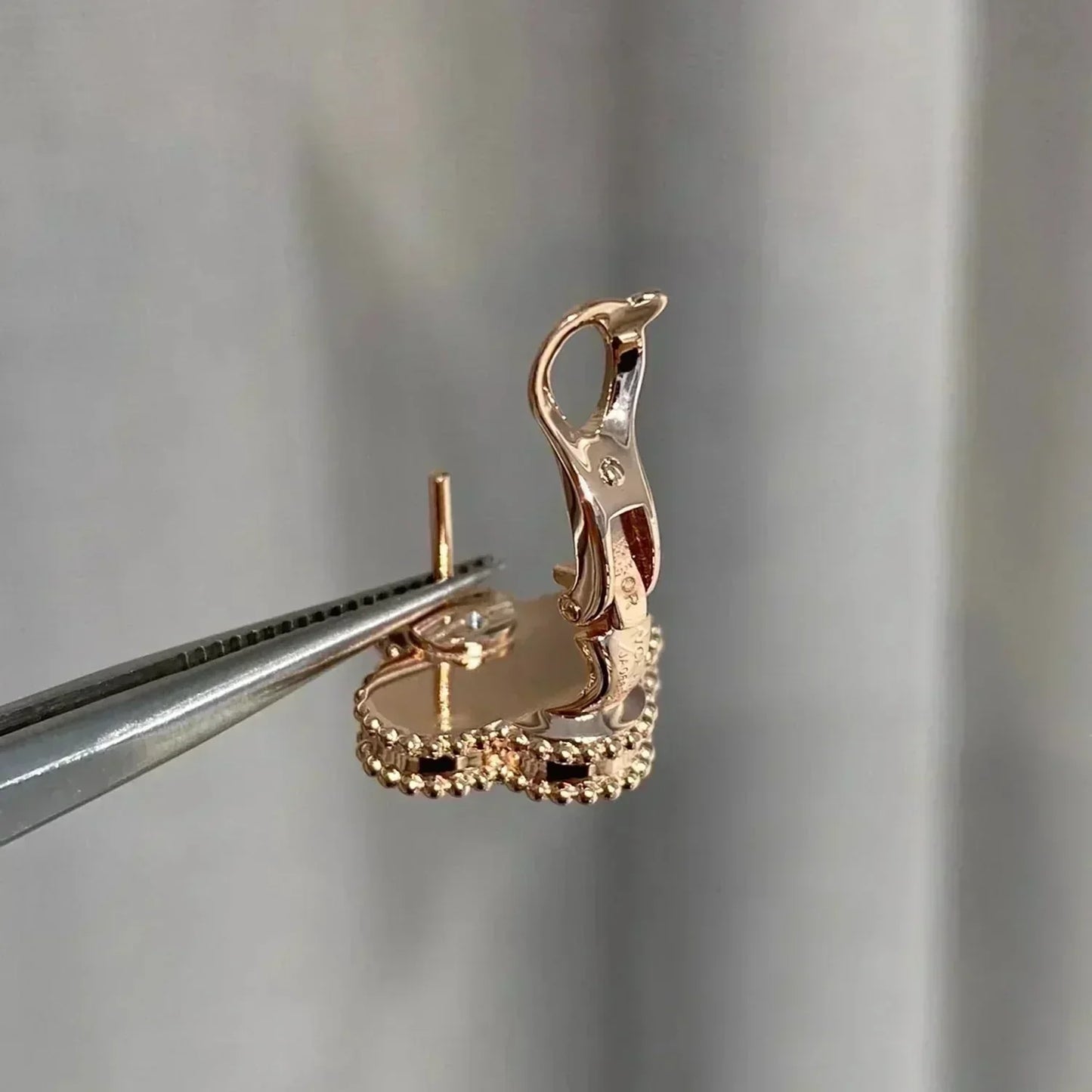 [Royal Jewelry]CLOVER MEDIUM 1 MOTIFS  PINK MOP DIAMOND EARRINGS