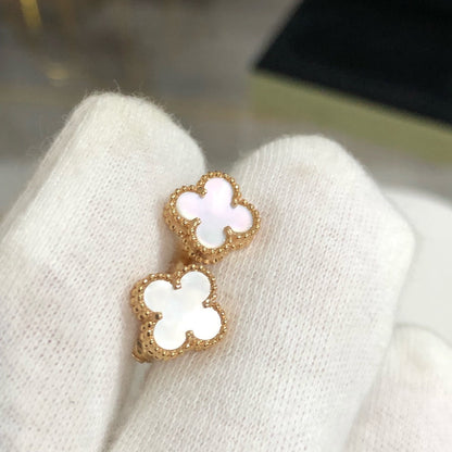 [Royal Jewelry]CLOVER MINI GOLD EARRINGS