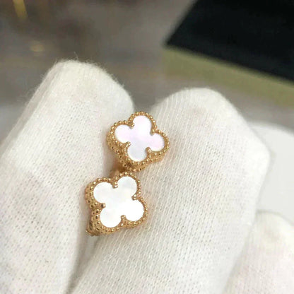 [Royal Jewelry]CLOVER MINI 9.5MM WHITE MOP EARRINGS