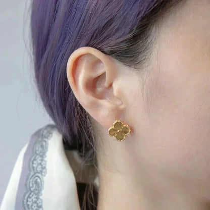 [Royal Jewelry]CLOVER MEDIUM 1 MOTIFS LASER EARRINGS