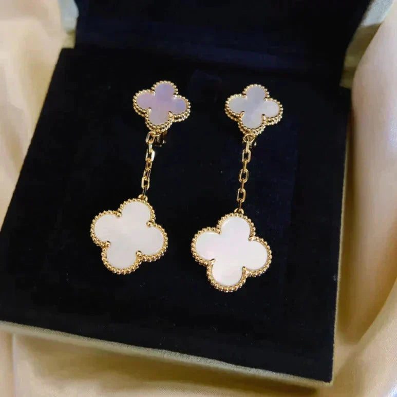 [Royal Jewelry]CLOVER 2 MOTIF WHITE MOP EARRINGS