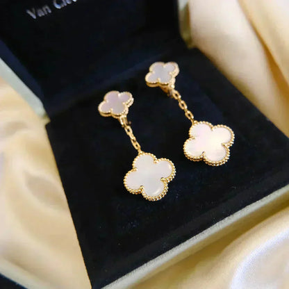 [Royal Jewelry]CLOVER 2 MOTIF WHITE MOP EARRINGS