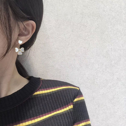 [Royal Jewelry]CLOVER SWEET WHITE MOP EARRINGS