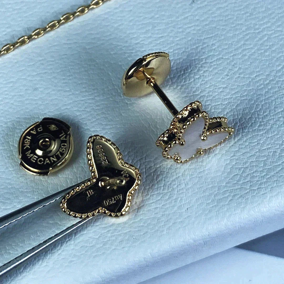 [Royal Jewelry]SWEET BUTTERFLY MOP EARSTUDS