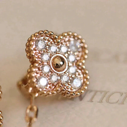 [Royal Jewelry]CLOVER MEDIUM 1 MOTIFS FUll DIAMOND EARRINGS