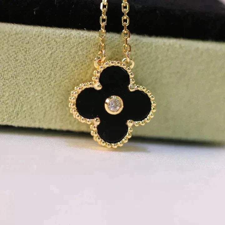 [Royal Jewelry]CLOVER 15MM DIAMOND ONYX NECKLACE