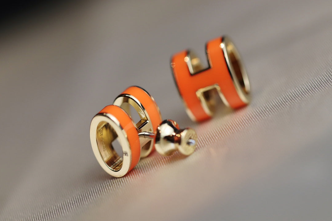 [Royal Jewelry]MINI POP H EARRINGS ORANGE