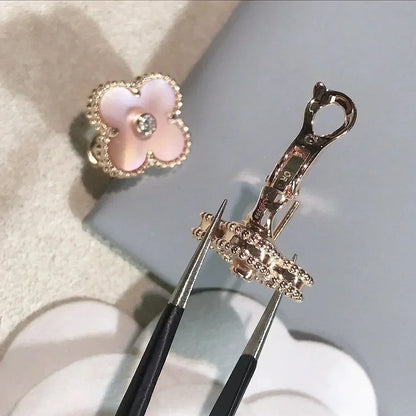 [Royal Jewelry]CLOVER MEDIUM 1 MOTIFS  PINK MOP DIAMOND EARRINGS