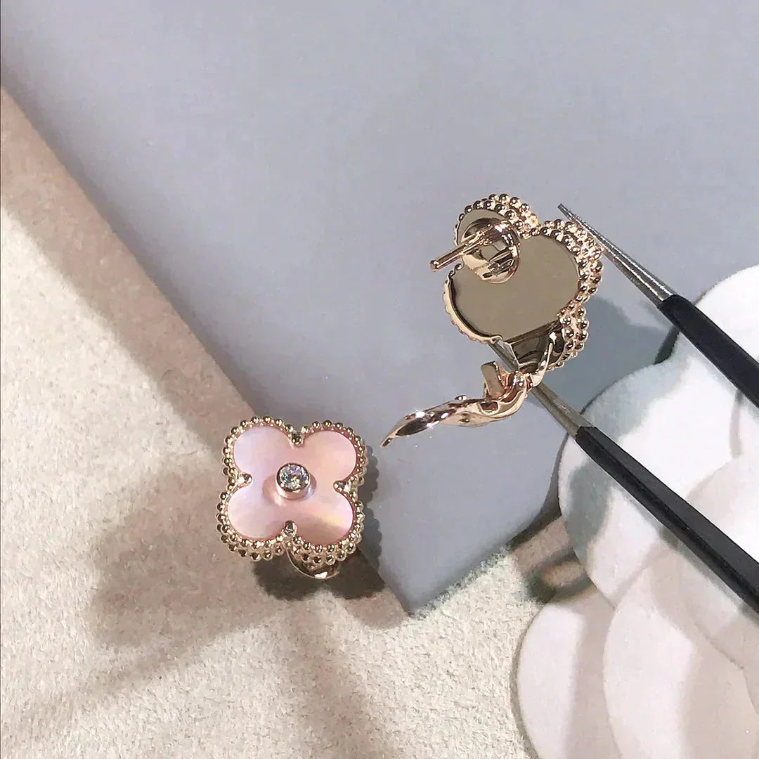 [Royal Jewelry]CLOVER MEDIUM 1 MOTIFS  PINK MOP DIAMOND EARRINGS